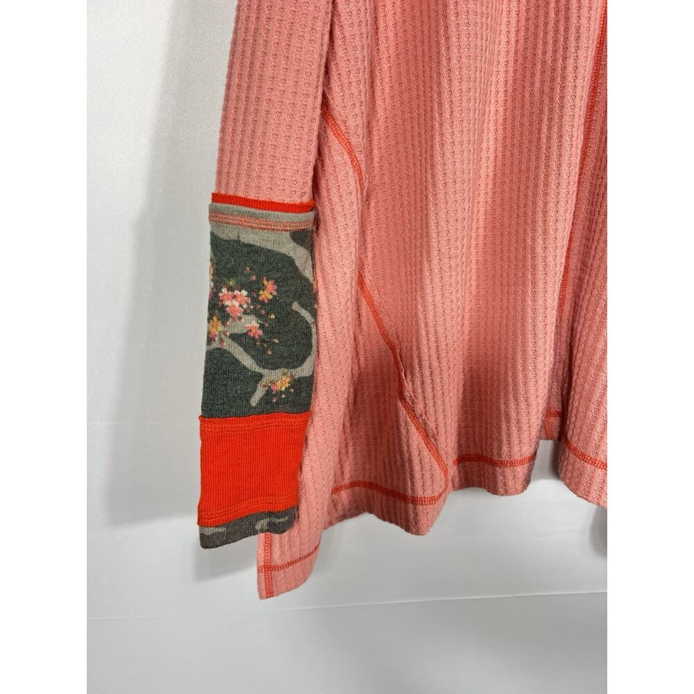 WE THE FREE Cozy thermal waffle knit leopard print cuff thermal top Orange XS - Picture 9 of 14